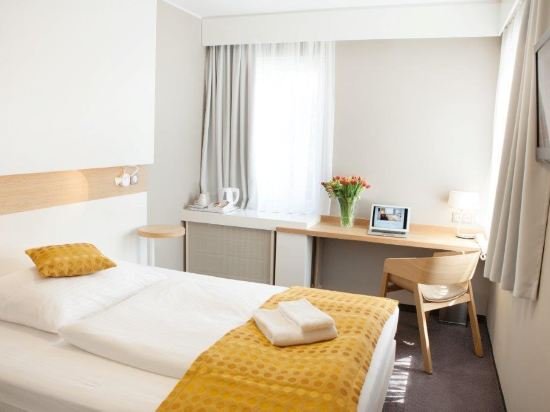 Фото Hotel Golf Prague