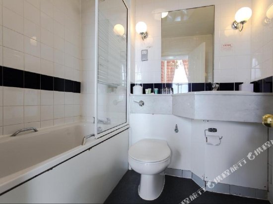 Фото Royal Albion Hotel