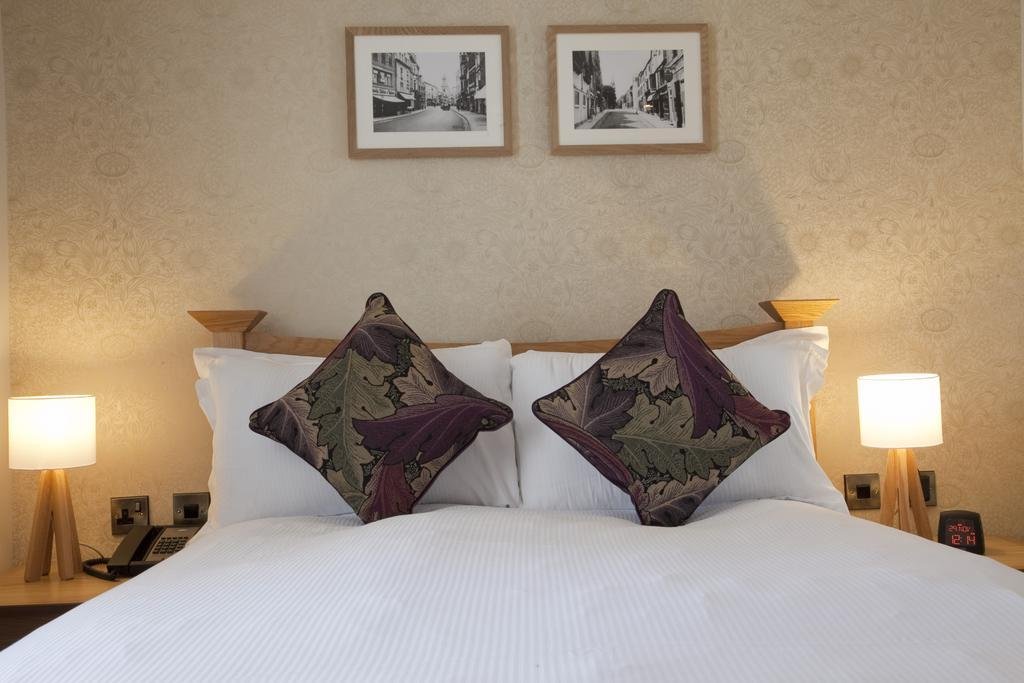 Фото Vanbrugh House Hotel