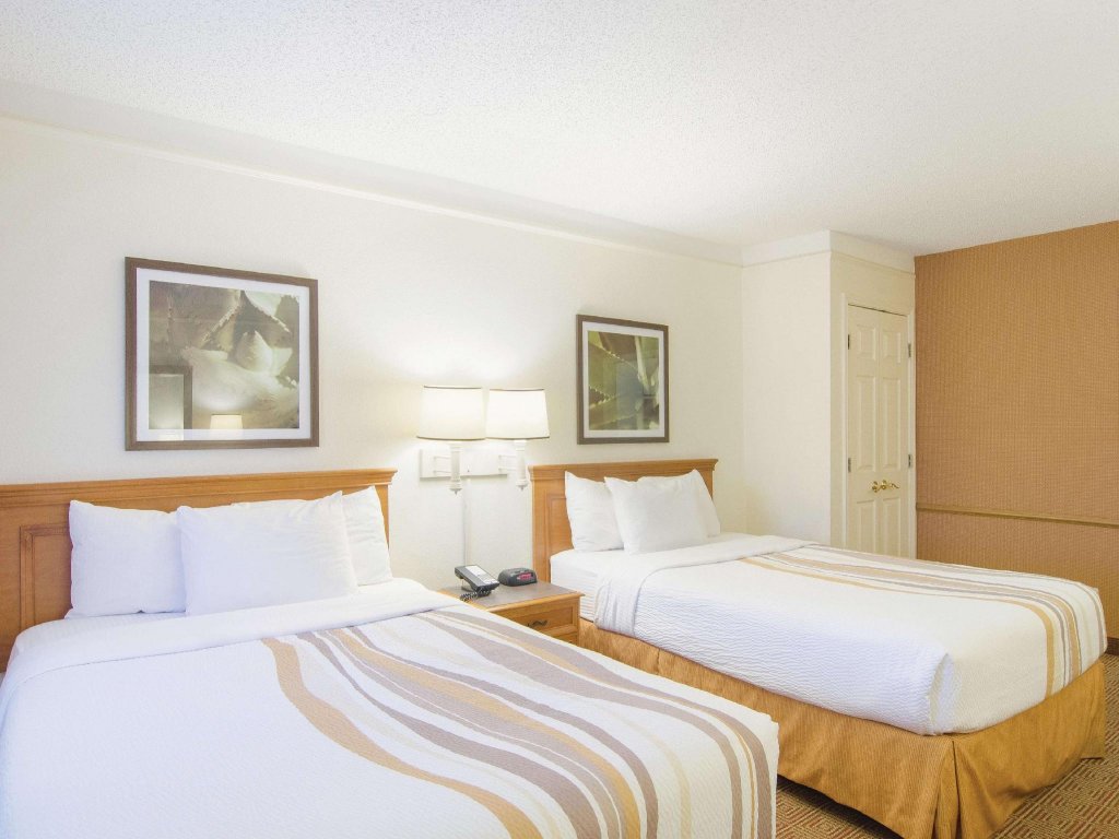 Фото La Quinta Inn by Wyndham Denver Cherry Creek