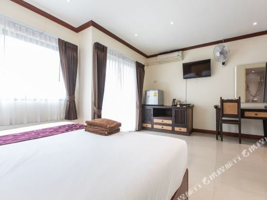 Фото Natural Beach Hotel