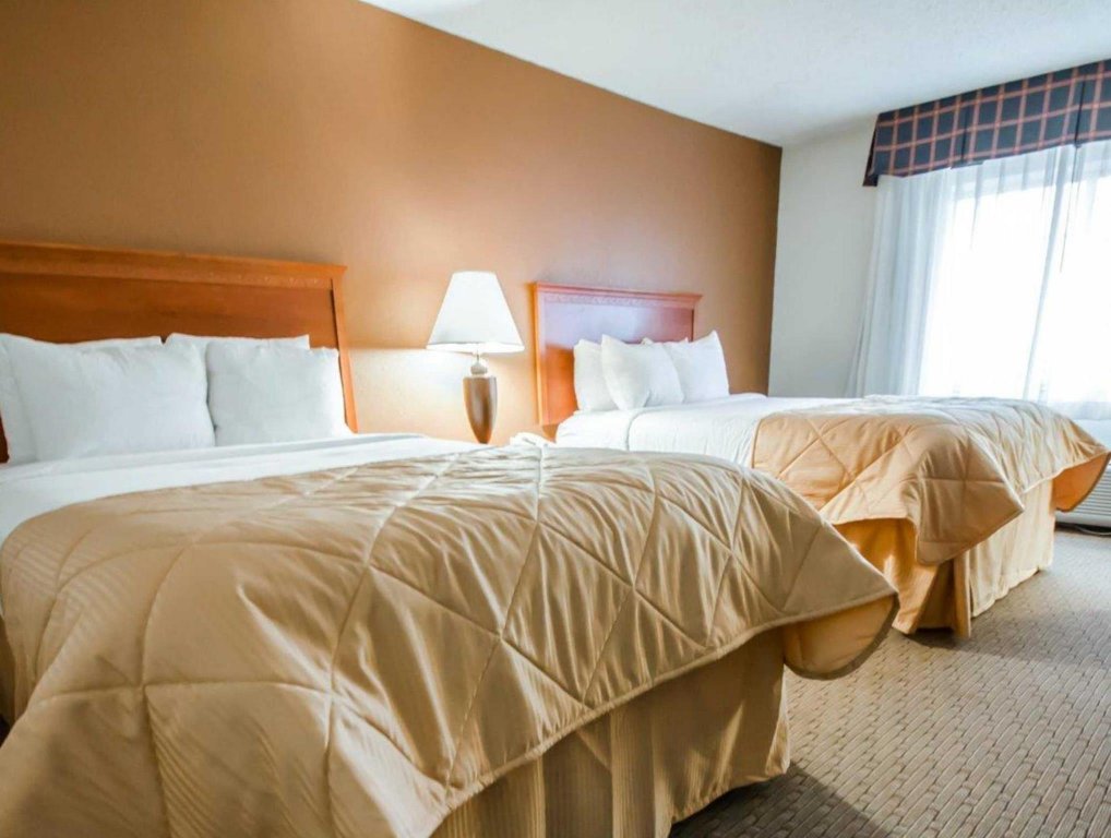 Фото Clarion Hotel Conference Center - North