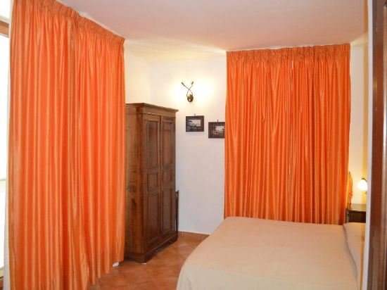 Фото Hotel Neapolis