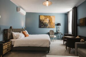 Гостиница Talbot and Bons Boutique Bed & Breakfast