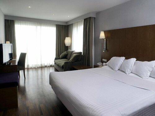 Гостиница Bel Air Hotel в Кастельдефельсе