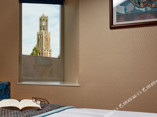 Фото Grand Hotel Karel V