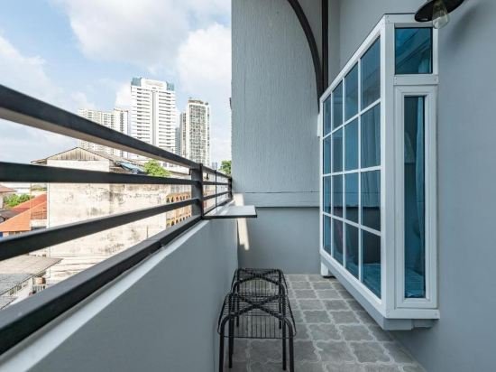 Фото White Ivory Bed & Breakfast