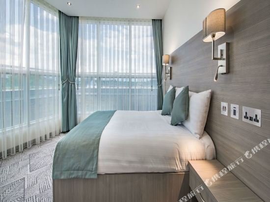 Фото The Lion & Key Hotel