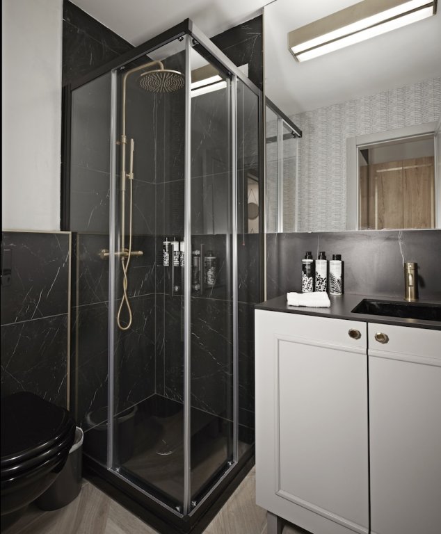 Фото The Melegran