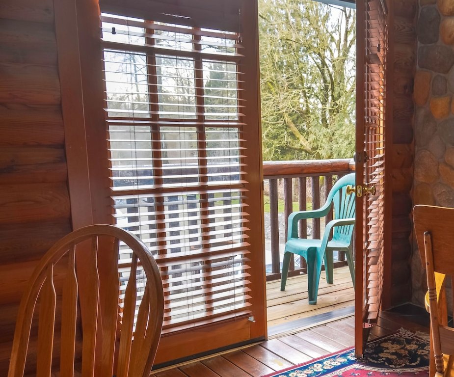Фото Sumas Mountain Lodge