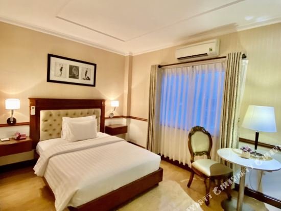 Фото Central Hotel and Residences