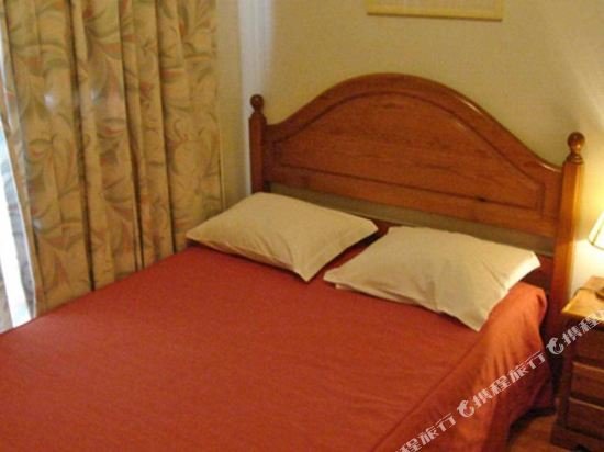 Фото Residencial Roxi