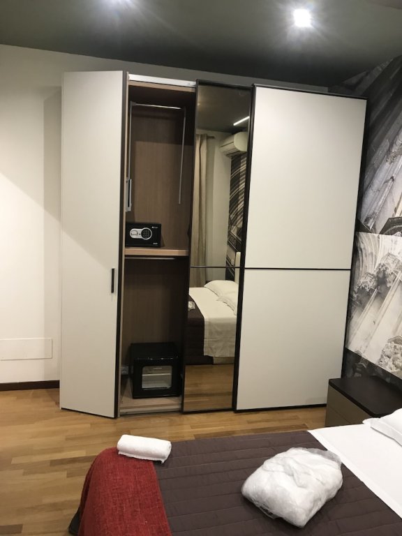 Фото Frattina Apartments