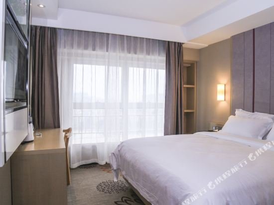 Фото Lavande Hotel Dalian North Station Huanan Plaza Branch