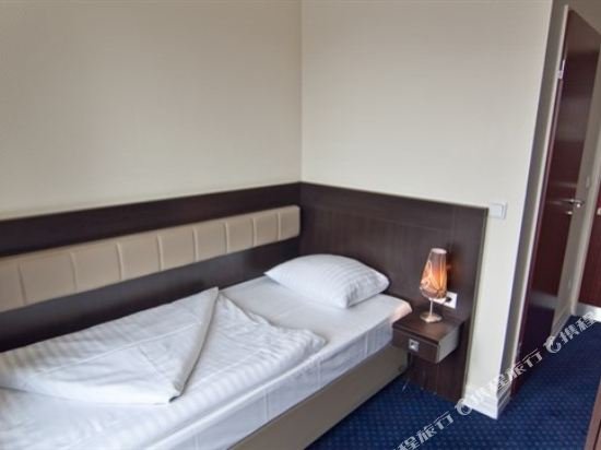 Фото Novum Hotel Continental Hamburg Hauptbahnhof