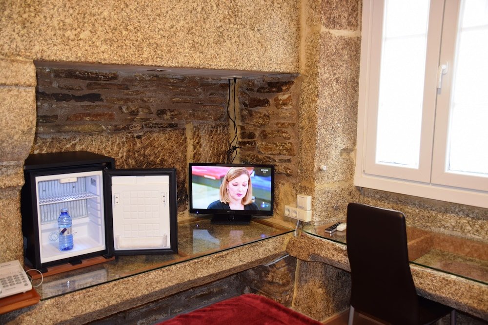 Фото Hotel Entrecercas