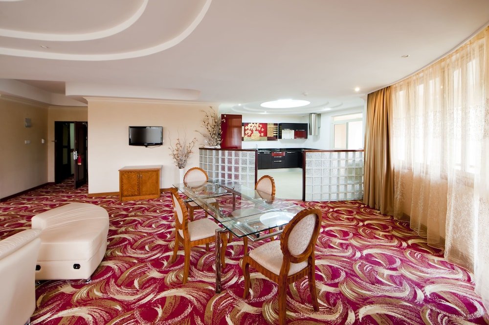 Фото Mbale Resort Hotel