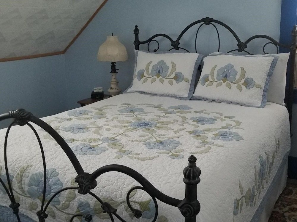 Фото Lost Bayou Guesthouse