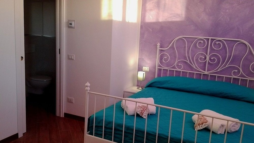 Фото La Bouganville B&b