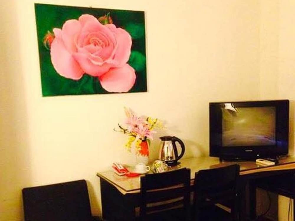 Фото Ruby Bistro Hotel