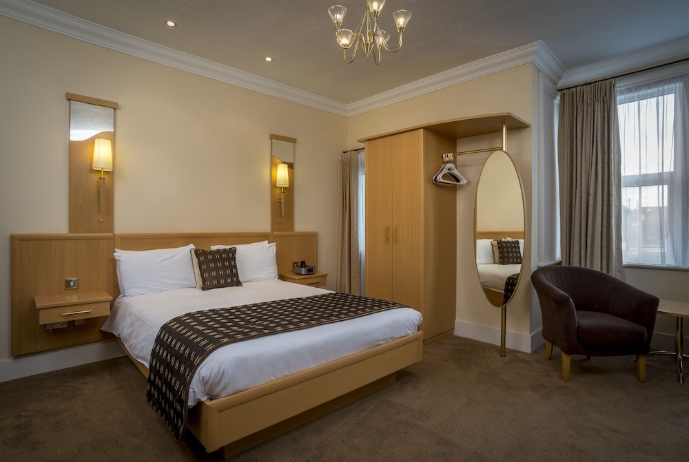 Фото The Windsor Hotel