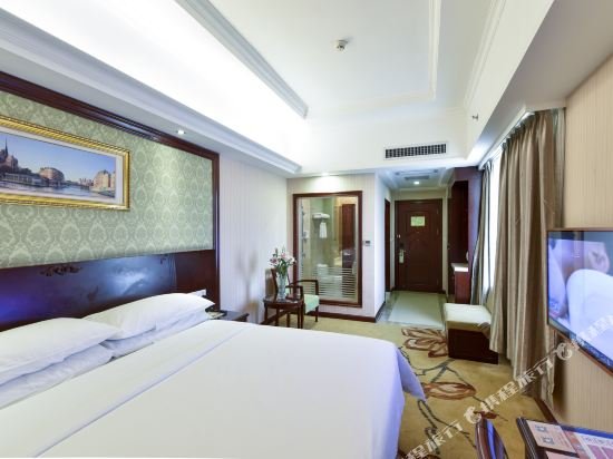 Фото Vienna Hotels Shenzhen Baoan Fuyong Qiaotou Branch