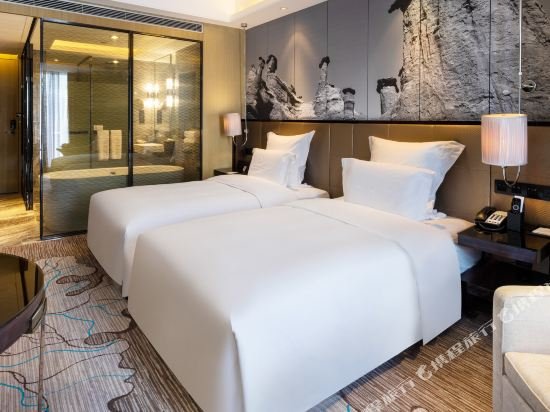 Фото Universal Hotel Urumqi