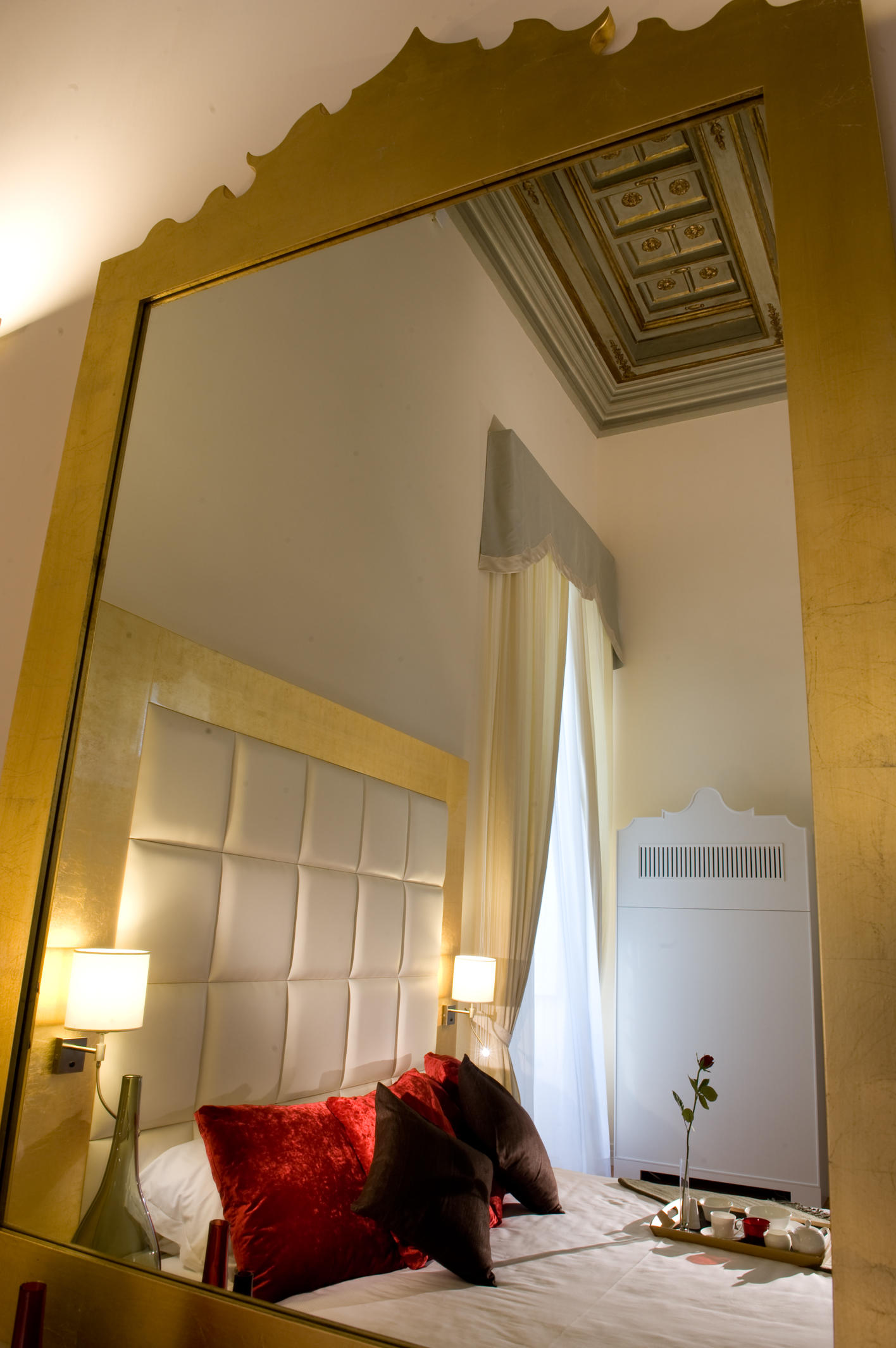 Фото Palazzo Caracciolo Napoli MGallery