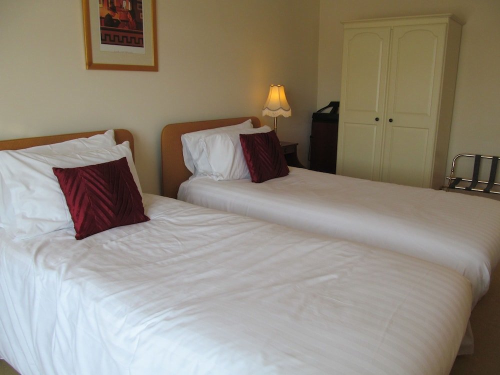 Фото Best Western Shrubbery Hotel