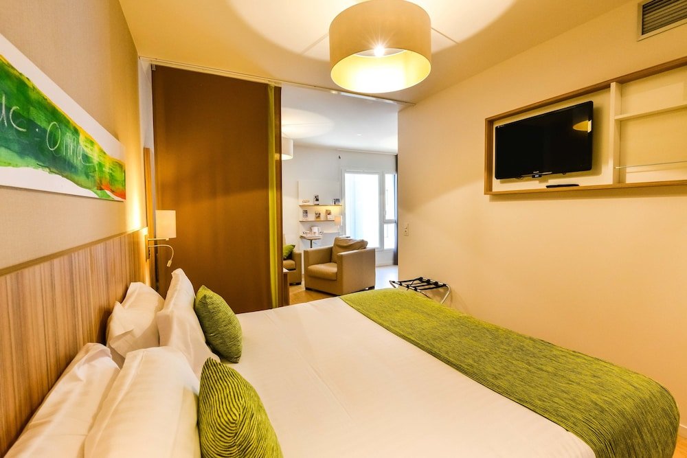 Фото Appart Hôtel Q7 Lodge