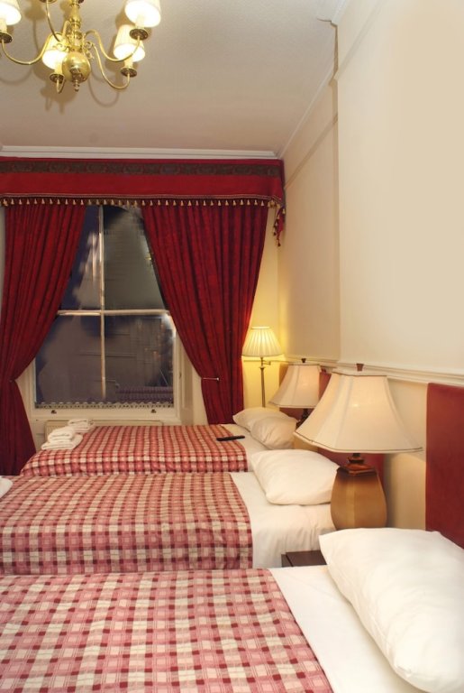 Фото Classic Hotel