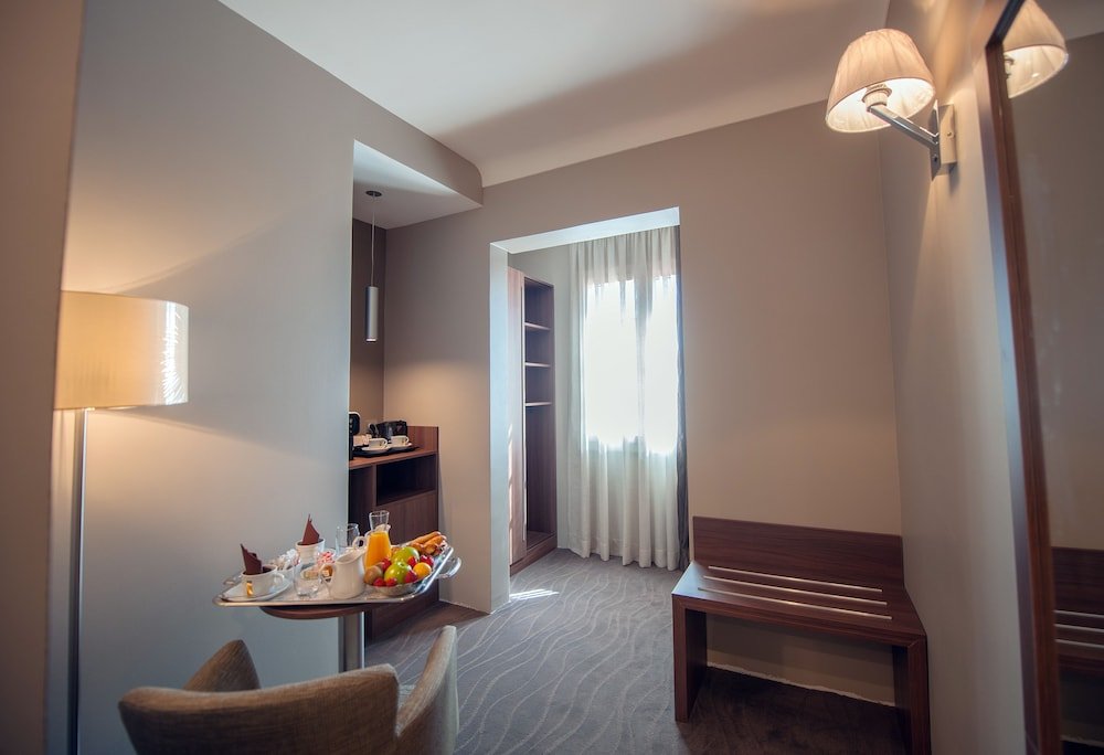 Фото Hotel Lou Castelet