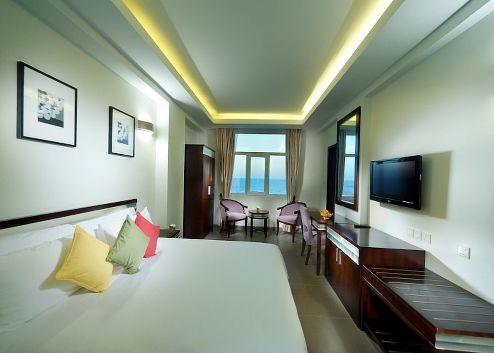 Фото Al Hail Waves Hotel Managed by Centara