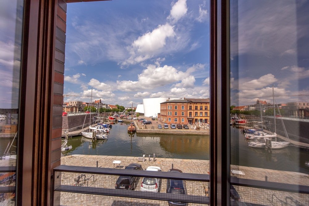 Фото Hotel Kontorhaus Stralsund