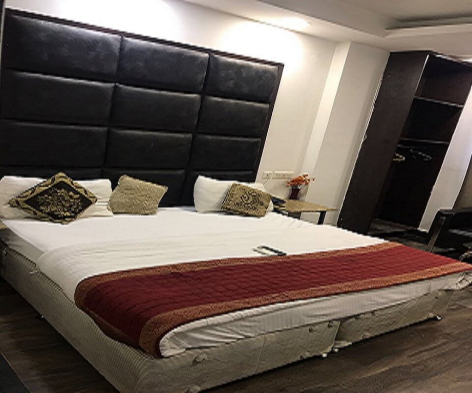 Фото Hotel Metro Plaza - New Delhi Railway Station