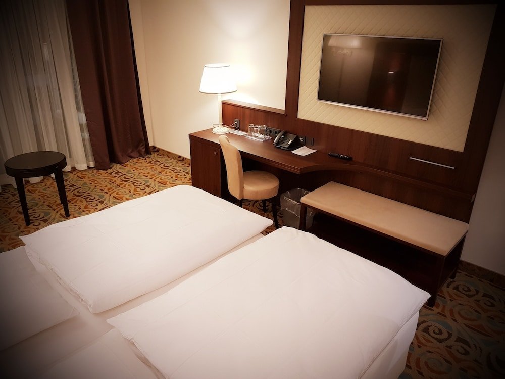 Фото Hotel My Main