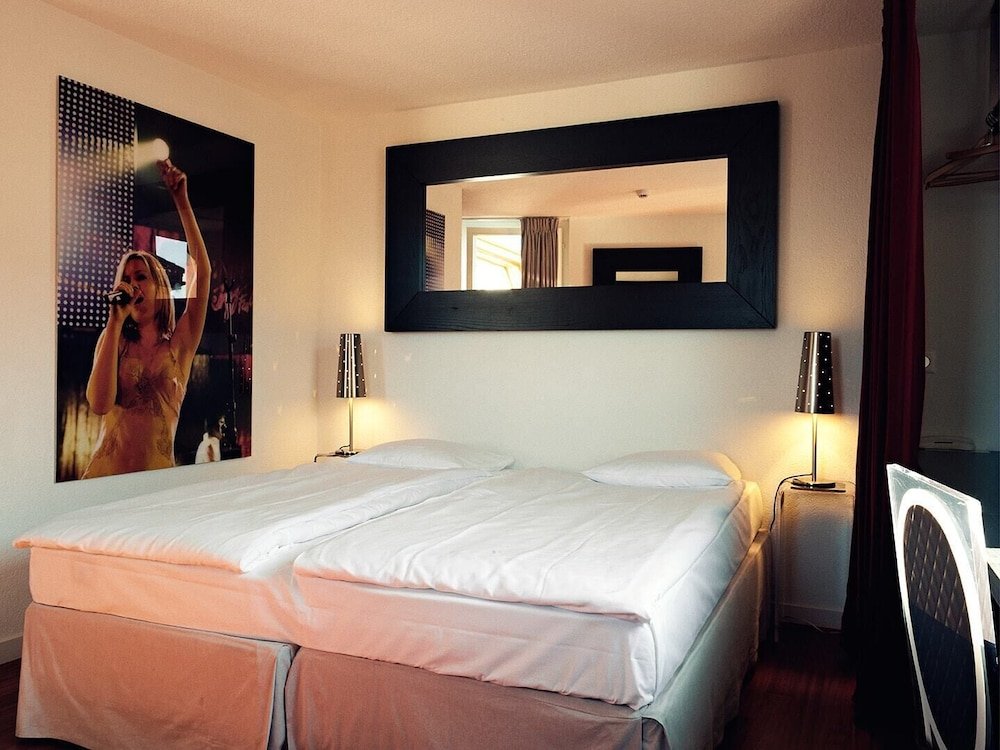 Фото Tralala Hotel Montreux