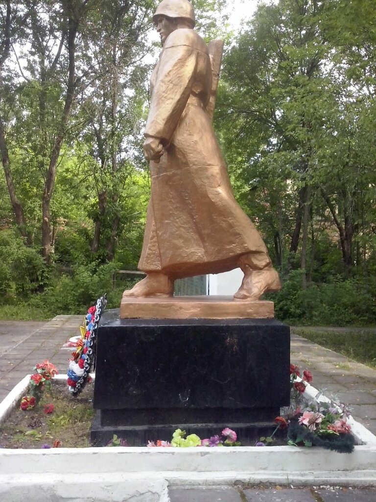 نصب تذكاري للحرب، مقبرة جماعية Воинам, павшим в годы Великой Отечественной войны ، مقاطعة فلاديمير، صورة
