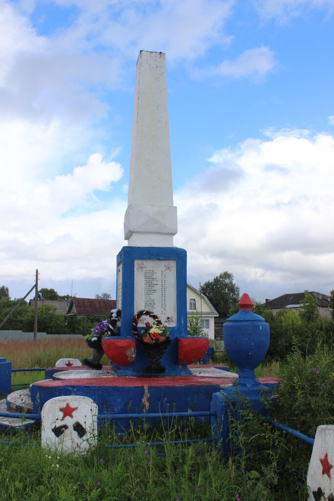 Monument, memorial Воинское захоронение в поселке Кашарово, Vishniy Volochek, photo
