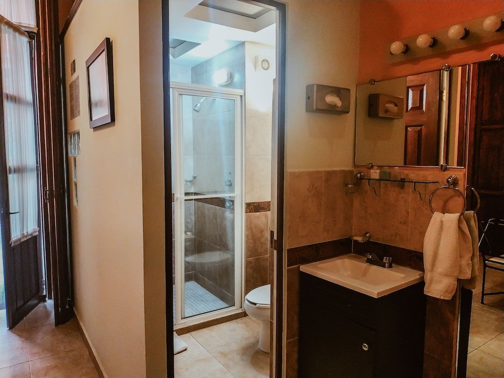 Фото Hotel del Capitán de Puebla Vitrales - Adults Only