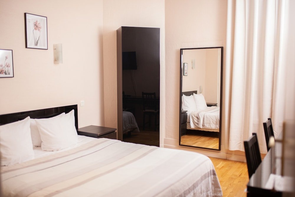 Фото Hôtel du Parc