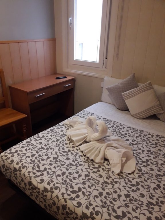 Фото Hostal New go Inn