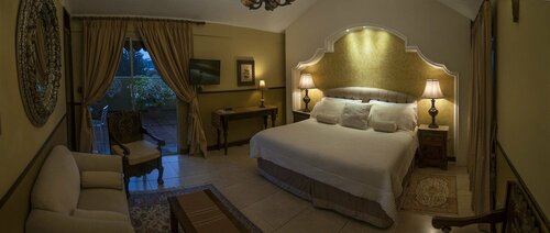 Хостел Hostal Villa Toscana в Гватемале