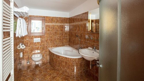 Гостиница Hotel Katerain в Опаве