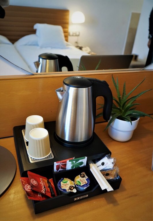 Фото Hotel Miramar Valencia