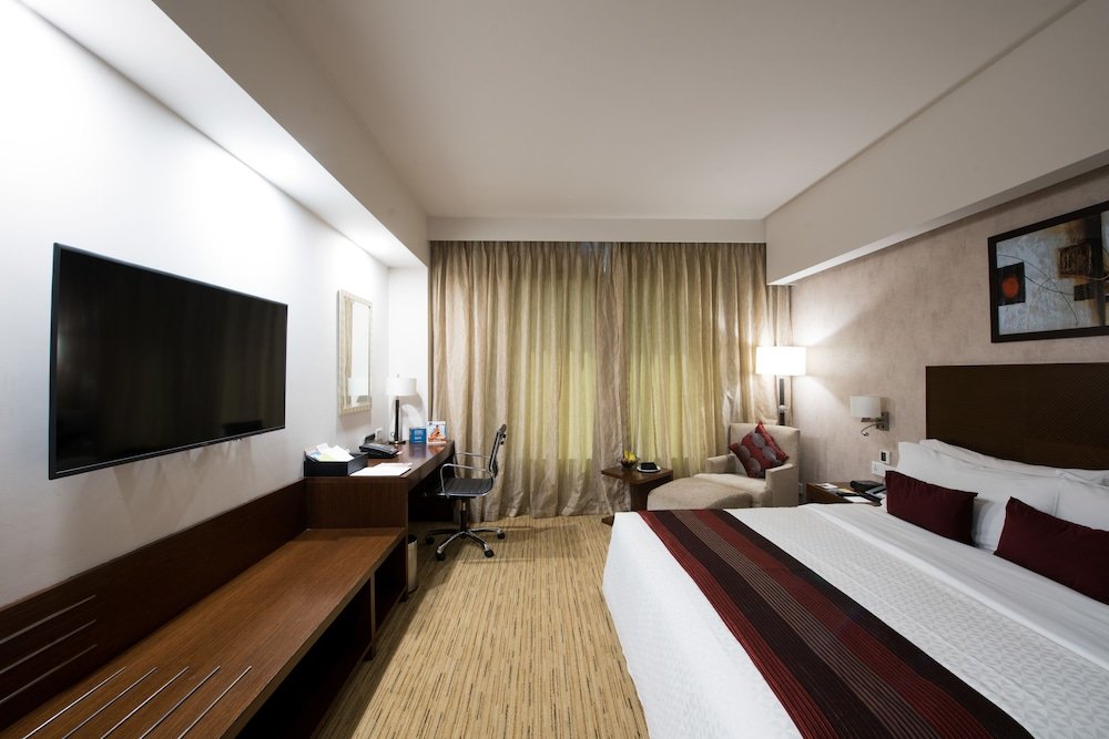 Фото Four Points by Sheraton Hotel & Serviced Apartments, Pune