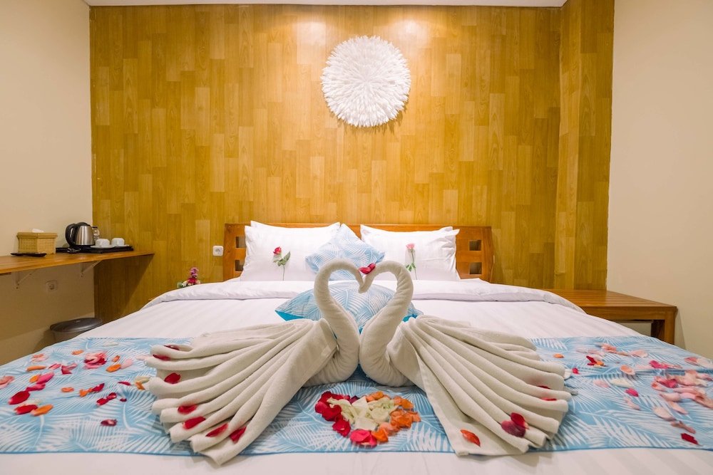 Фото Caroline Hostel