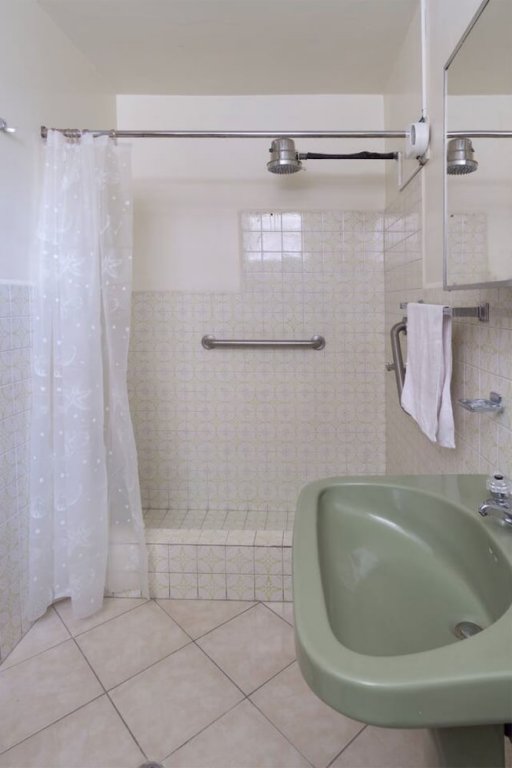 Фото Pgh Hostal Quito