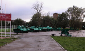 Exposition Military equipment (Kaluga Region, Maloyaroslavets, Aleksandrovskiy Garden Square) ، نصب للتكنولوجيا