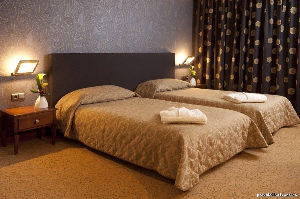 Фото Rosslyn Thracia Hotel